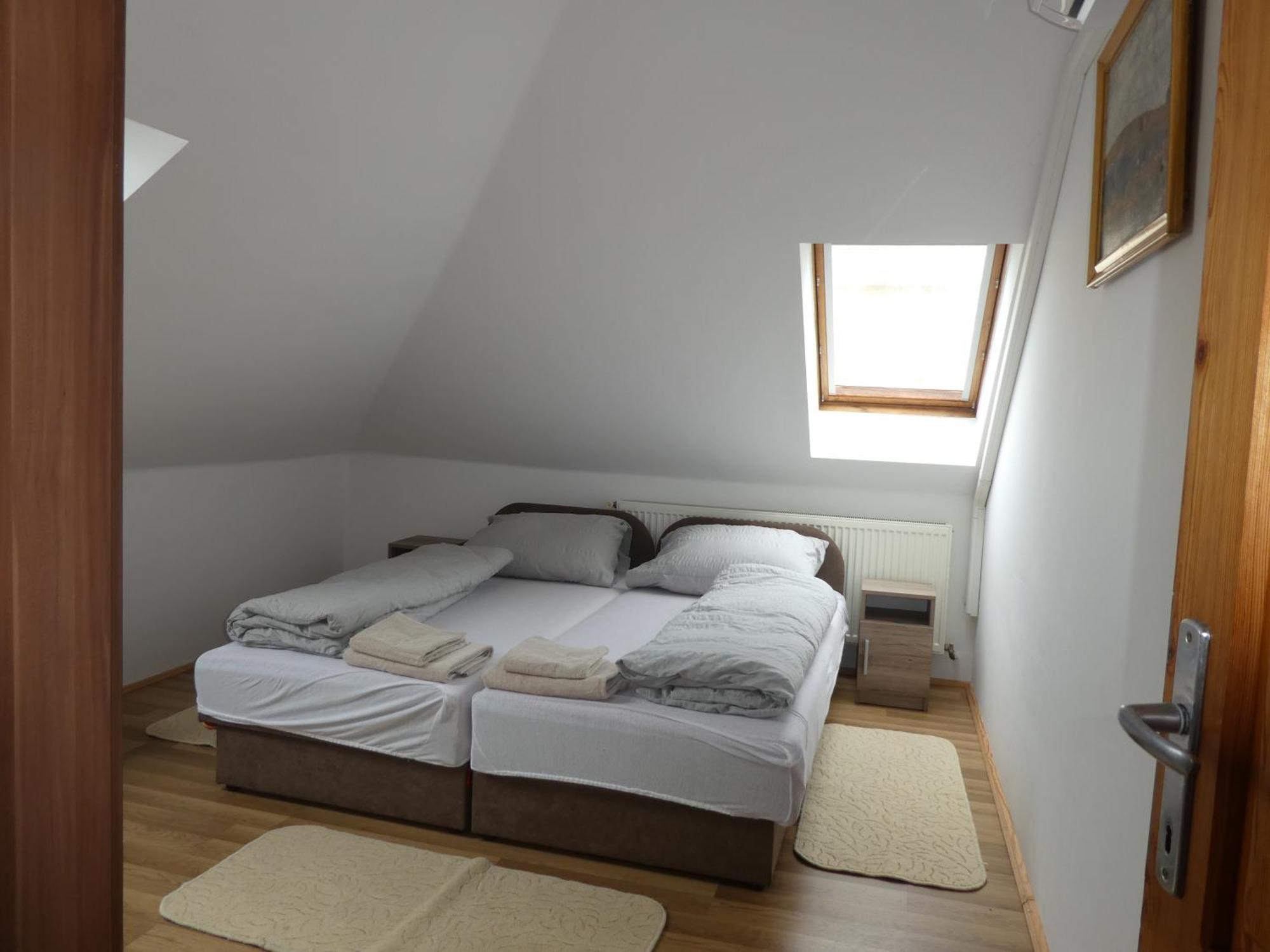 Apartament Halasi Szallashely Hajdúszoboszló Zewnętrze zdjęcie